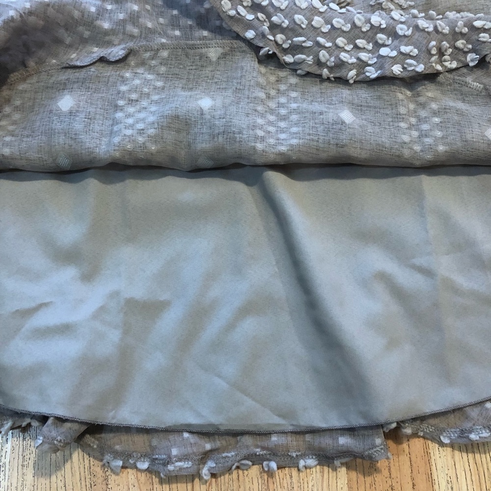 Dress - Picture 7 of 8